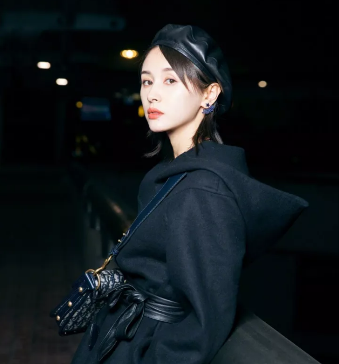 今年秋冬最chic！原來短發和帽子這么配啊！