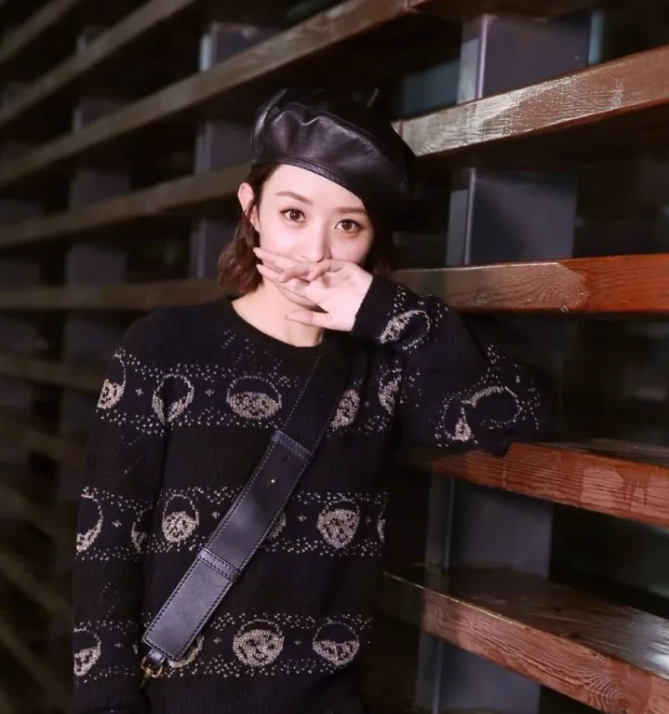 今年秋冬最chic！原來短發和帽子這么配啊！