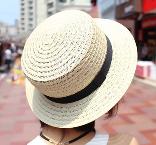 草帽要可愛(ài)點(diǎn)，挑選要認(rèn)真點(diǎn)
